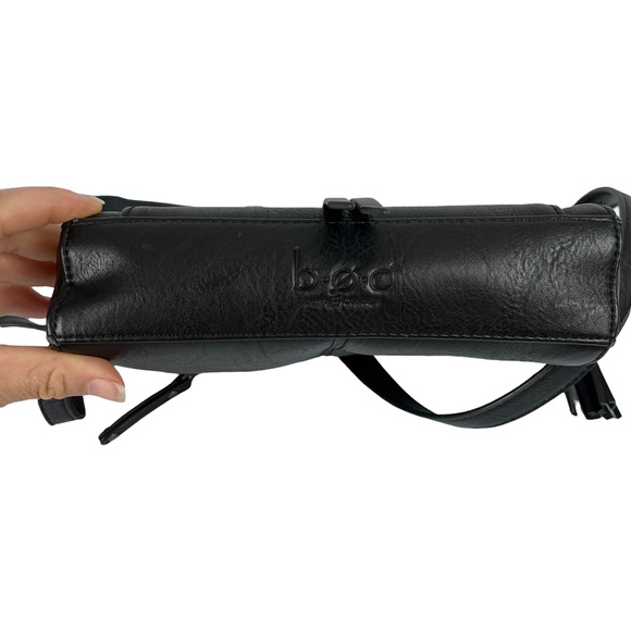 B.O.C. Black leather Crossbody Handbag - Picture 11 of 12